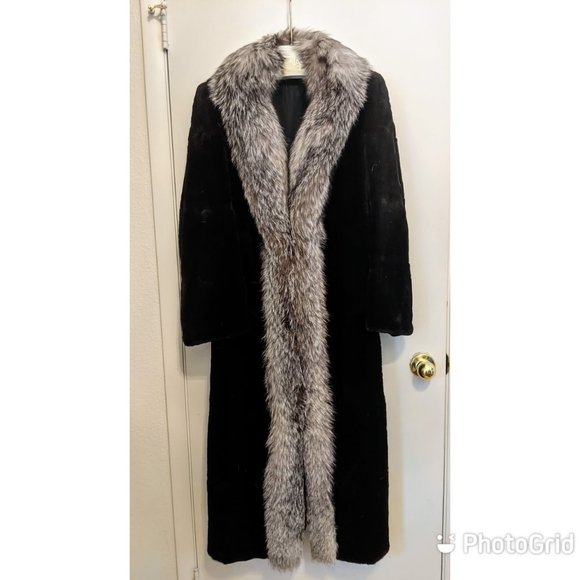 Vintage Sheared Black Muskrat Coat with Fox Trim - Picture 1 of 6